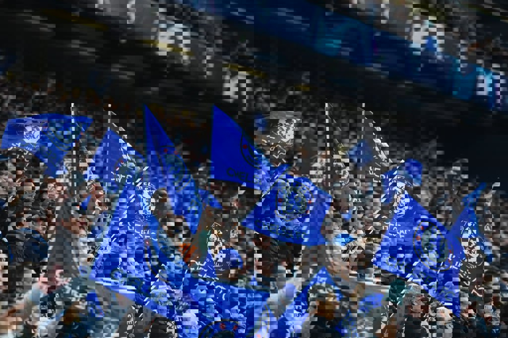 1853906