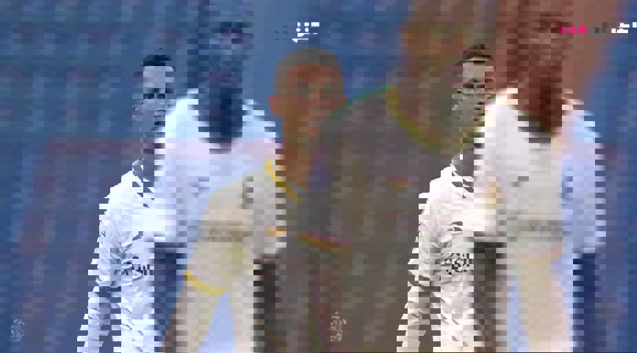 1853953