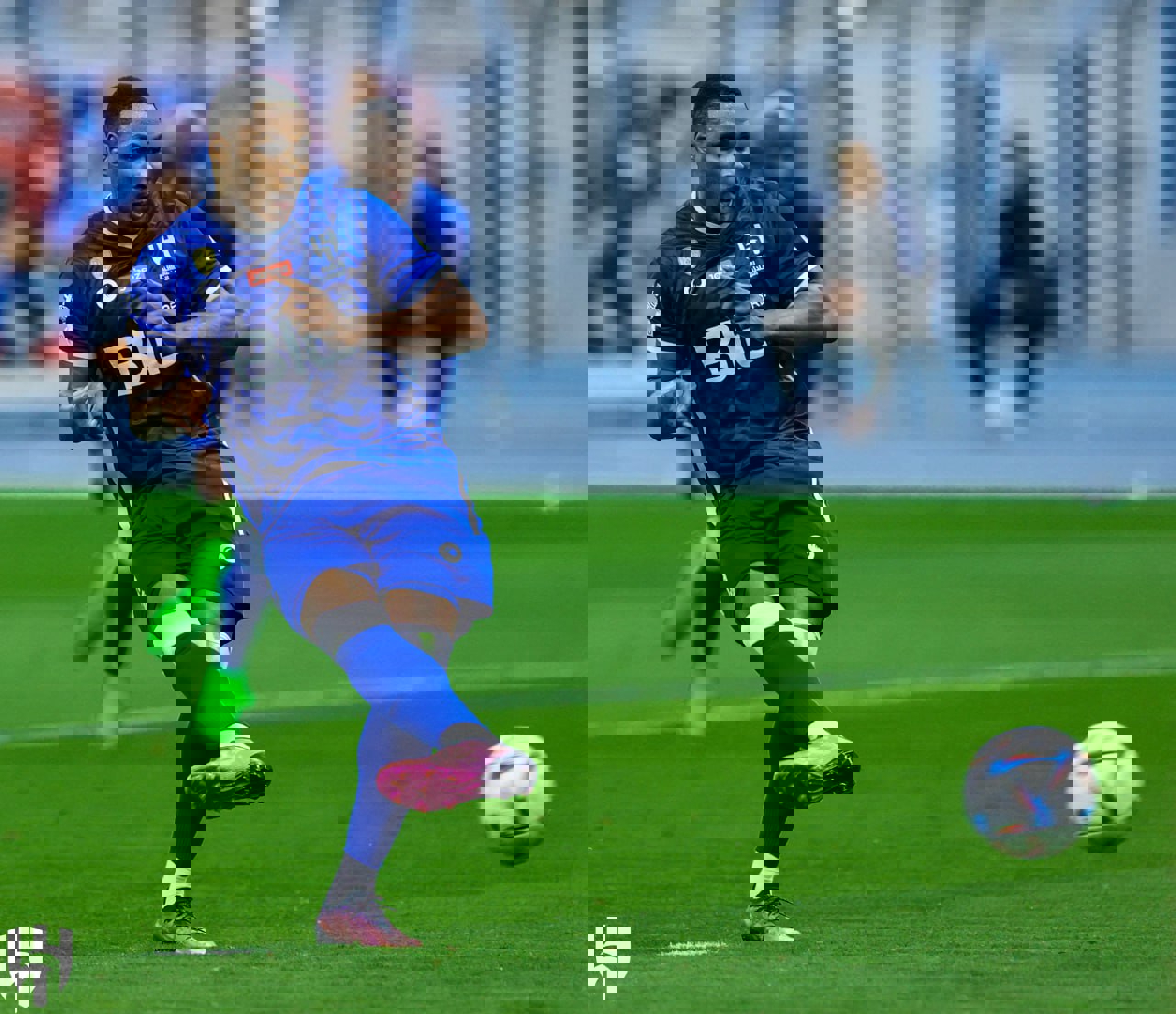 1853951