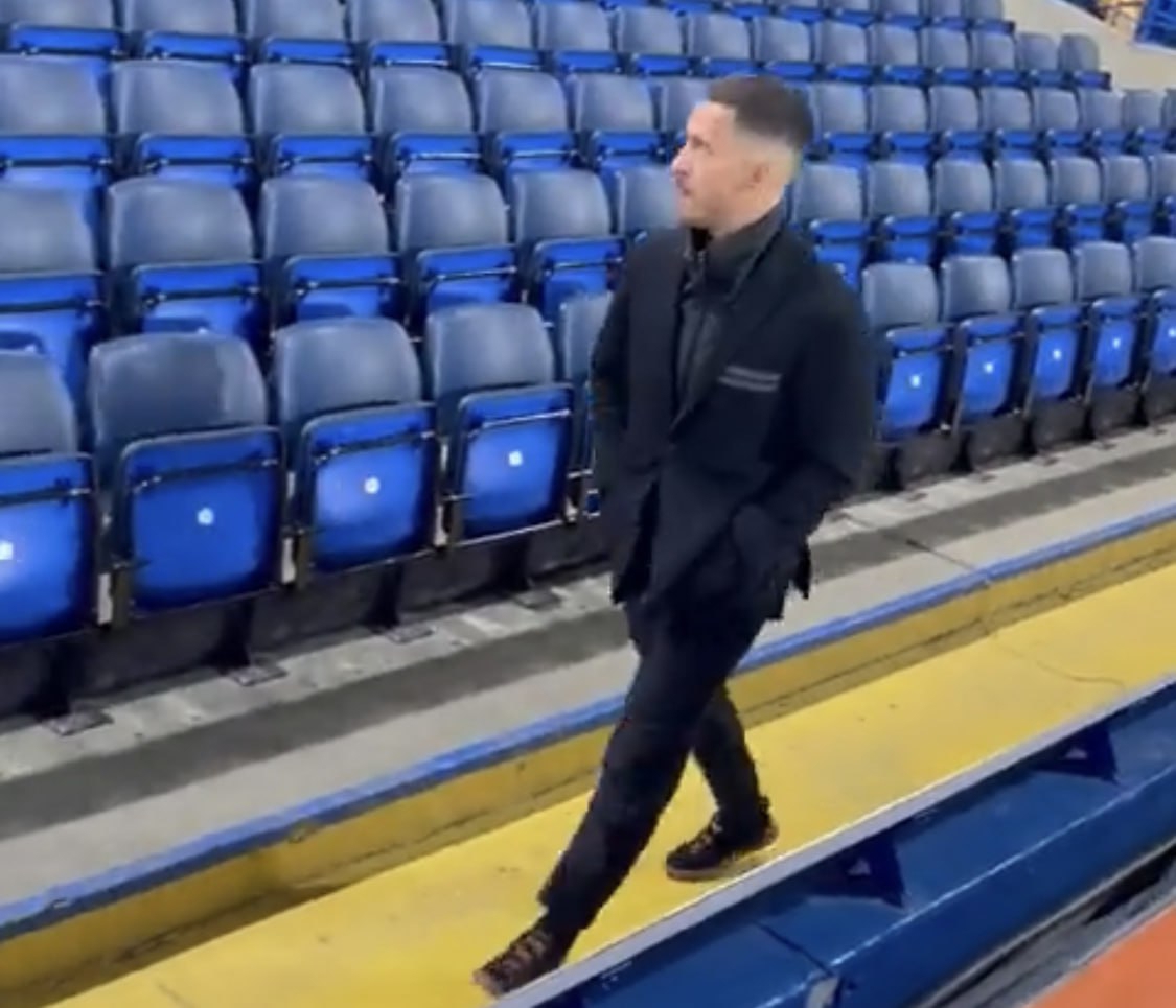 1854047