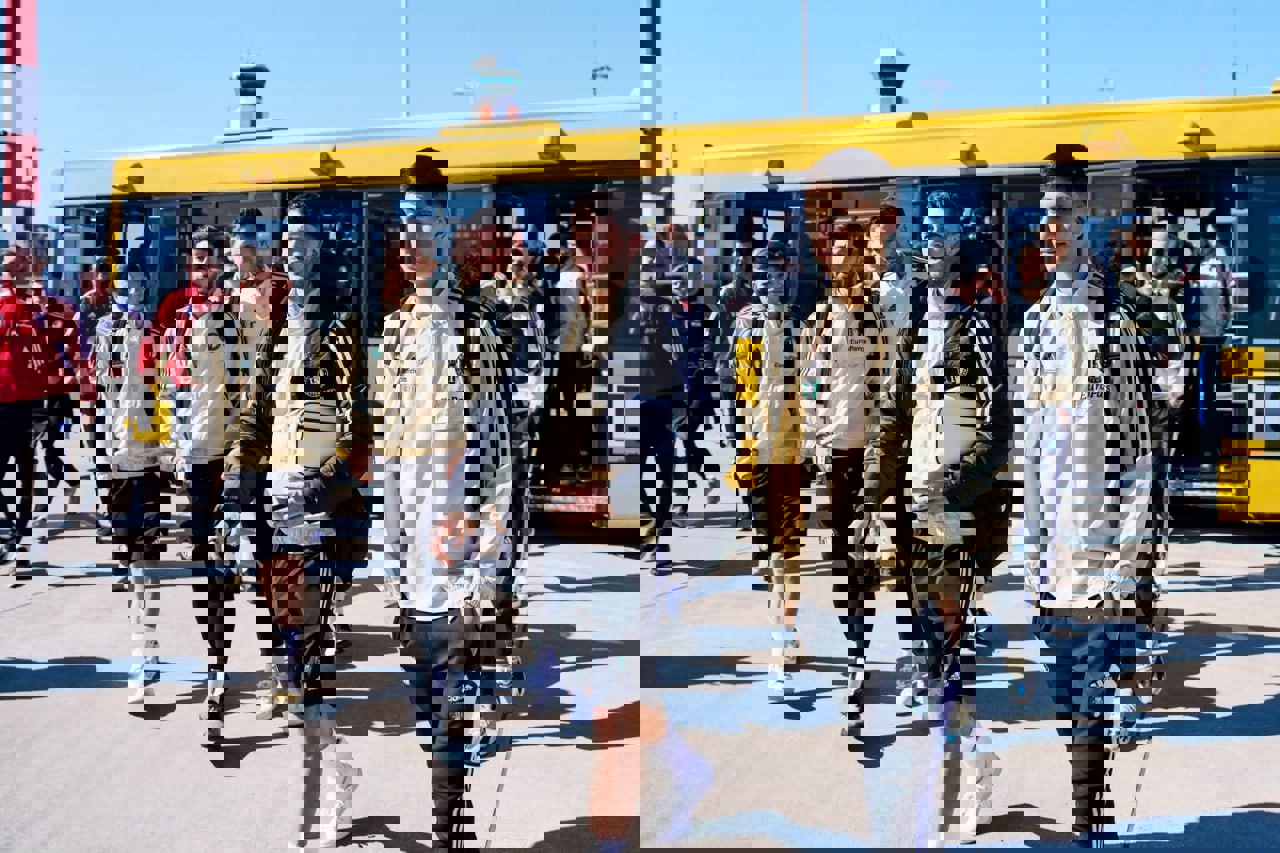 1854491