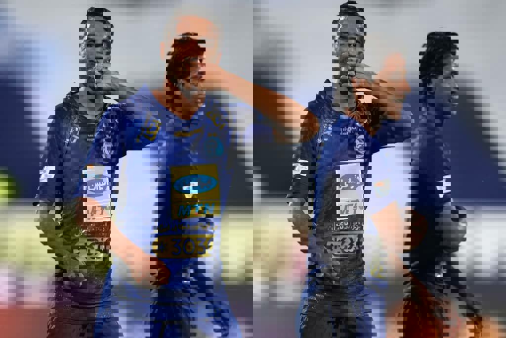 1854557