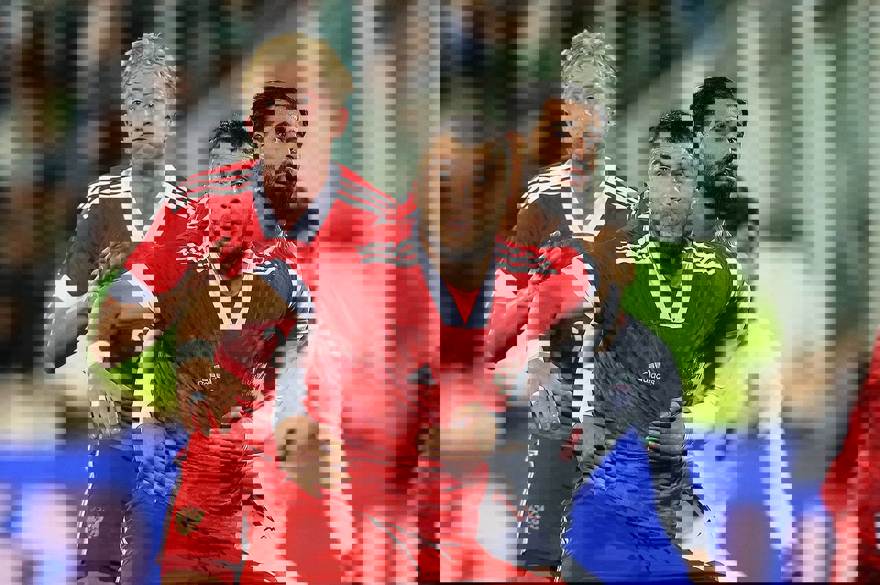 1854900