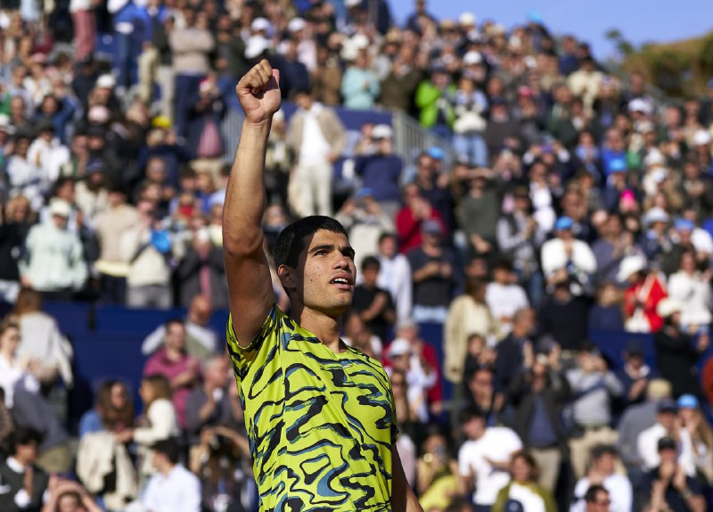 تنیس بارسلونا در انتظار فینال آلکاراس-سیتسیپاس