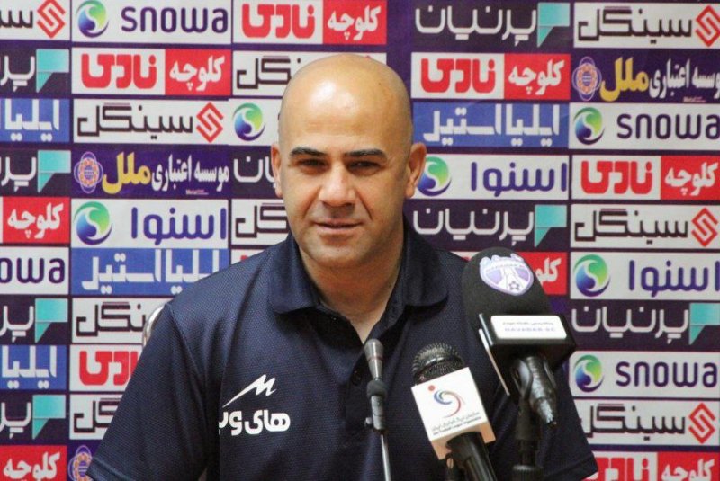 مربی هوادار: با جوانگرایی و تغییرات زیاد بازی میکنیم