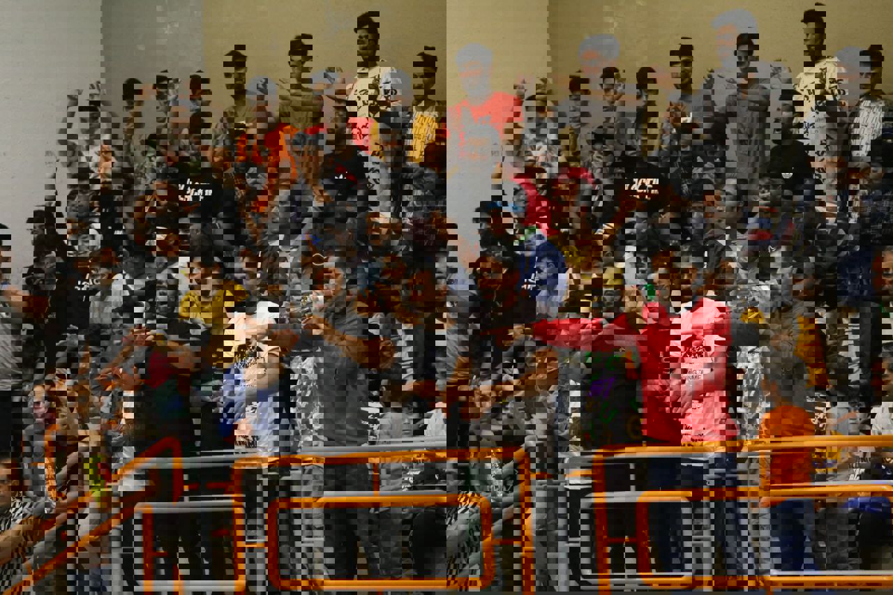 1855186