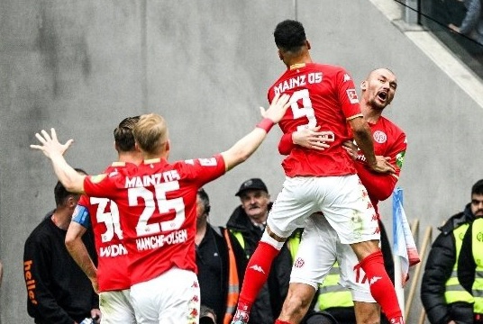 ماینتس 3-1 بایرن: سقوط ادامهدار با توماس توخل!