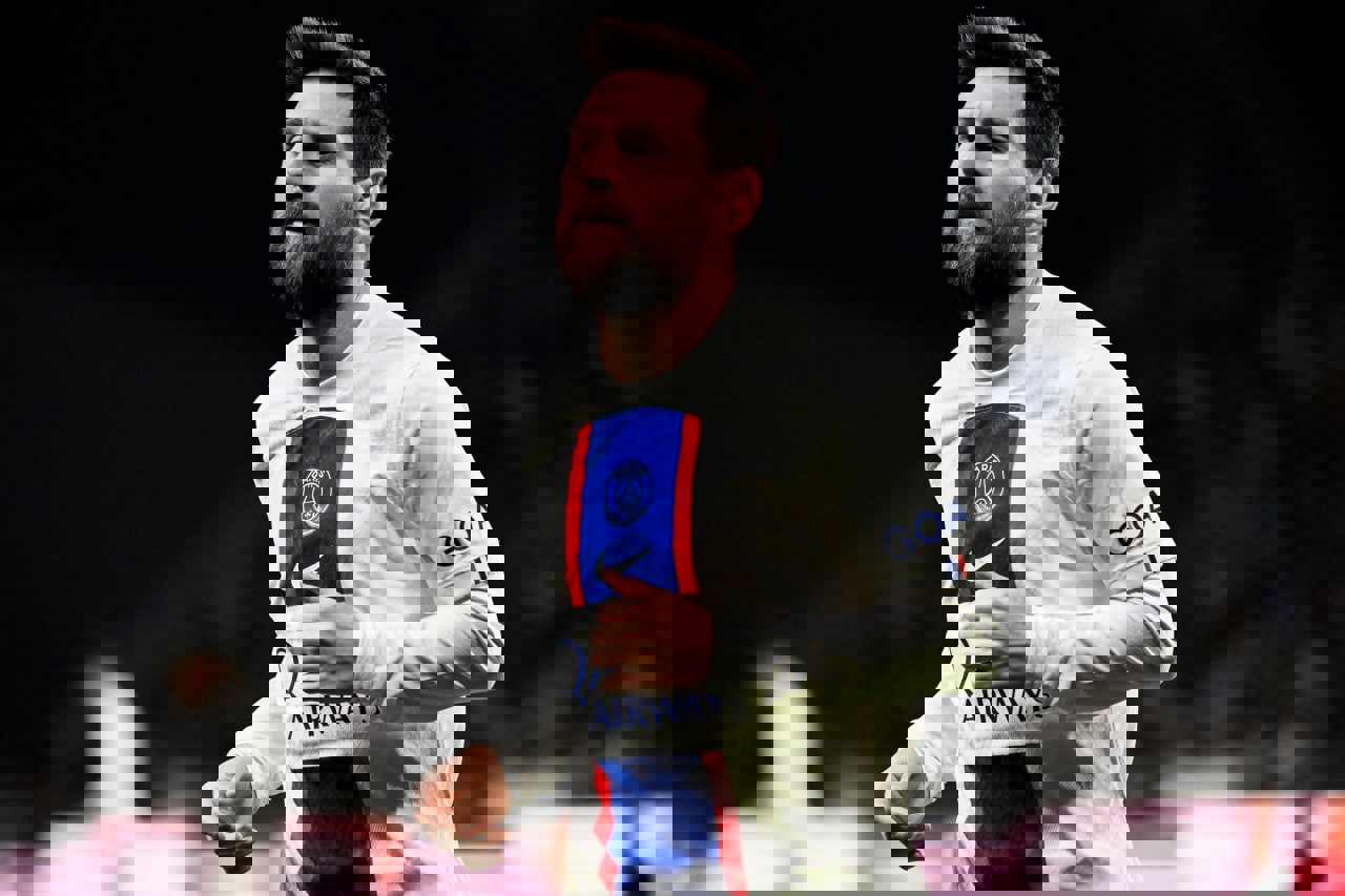1856163