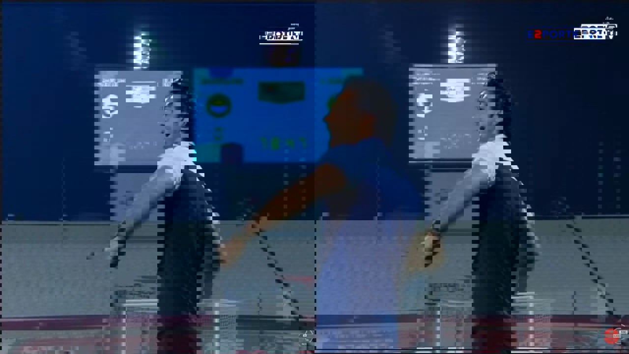 1856386