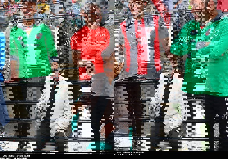 1856516