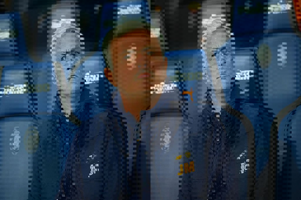 1856843