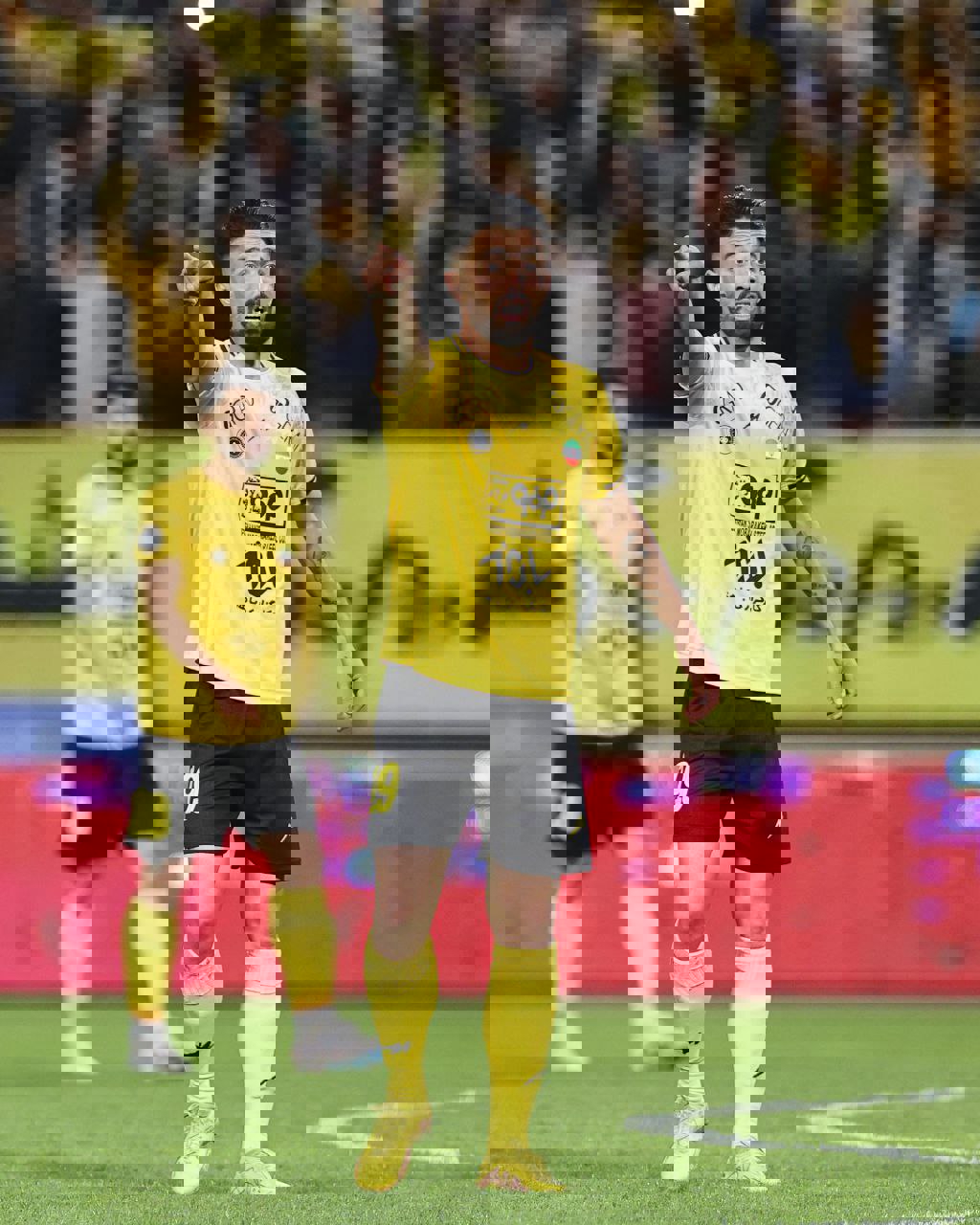 1856995