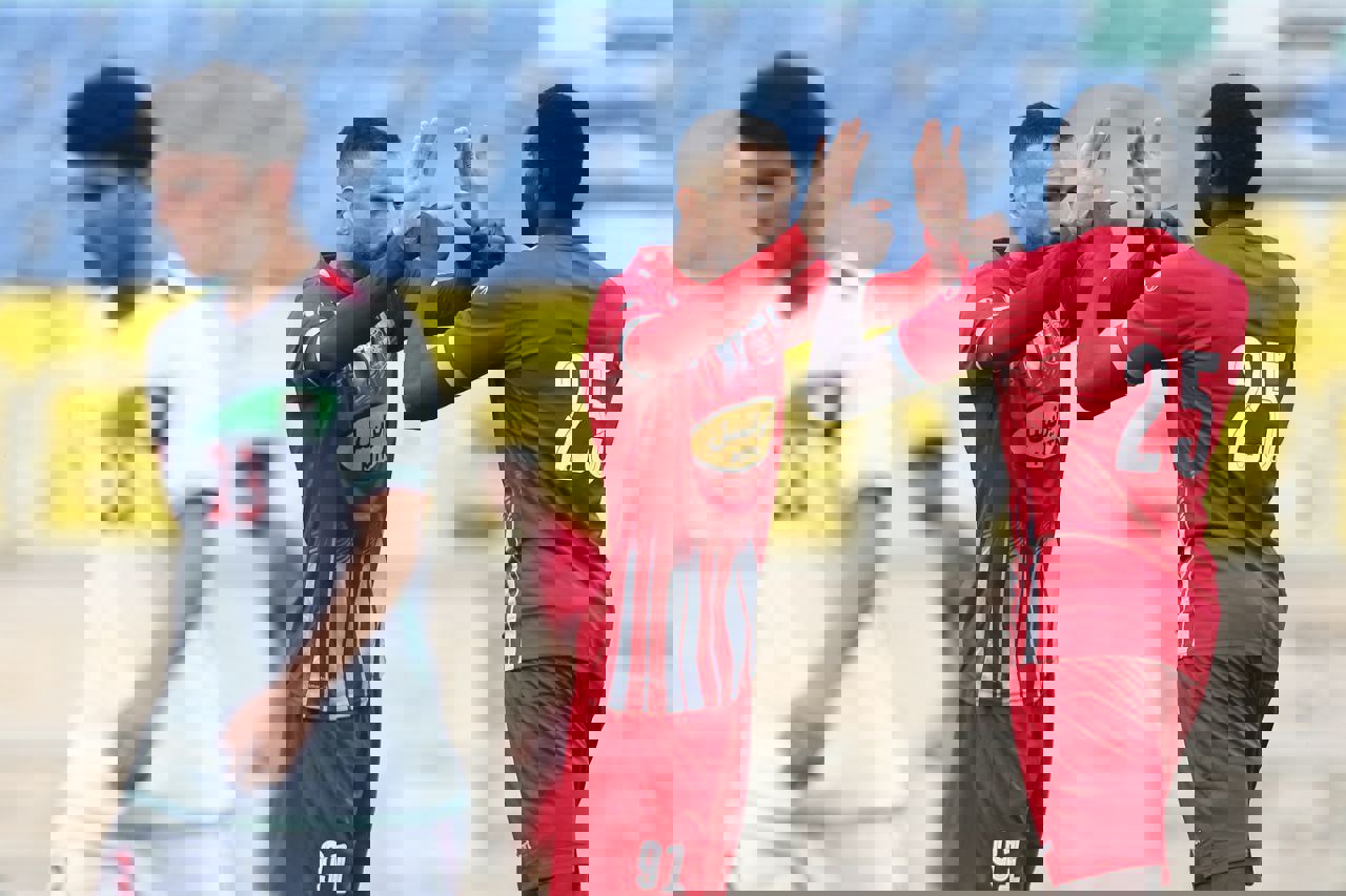 1857195