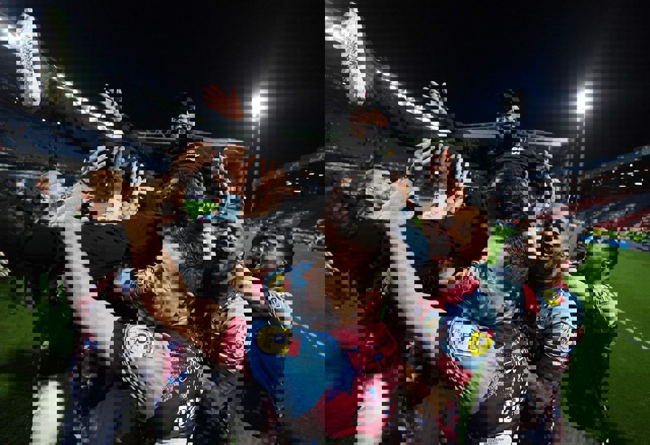 1857238