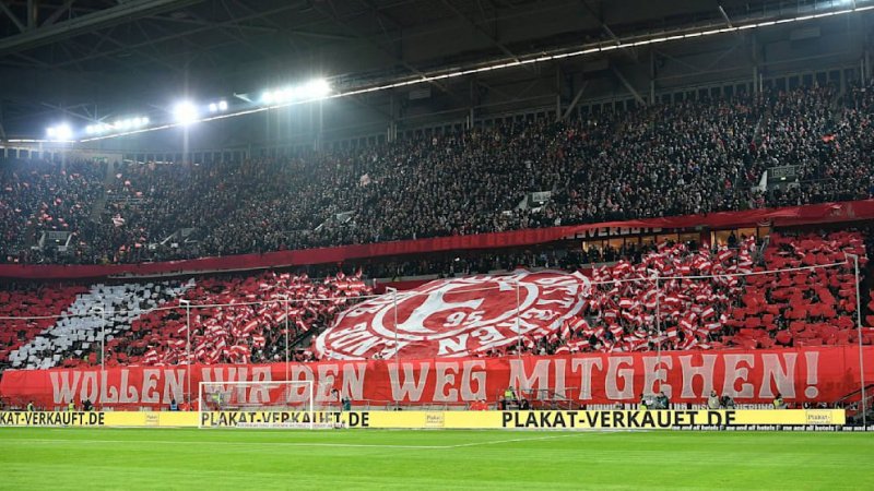 همه به ورزشگاه بیایید:/ بلیت‌های مجانی: انقلاب تاریخی در فوتبال آلمان