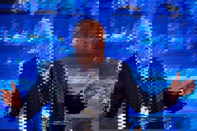 1867990