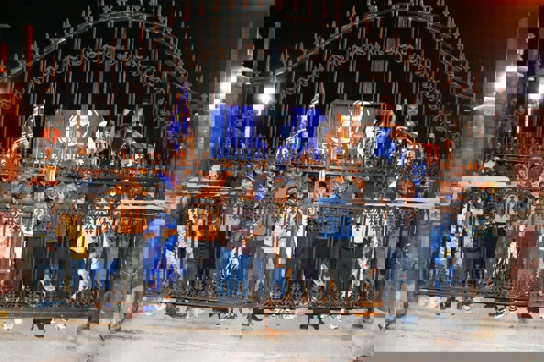 1868203