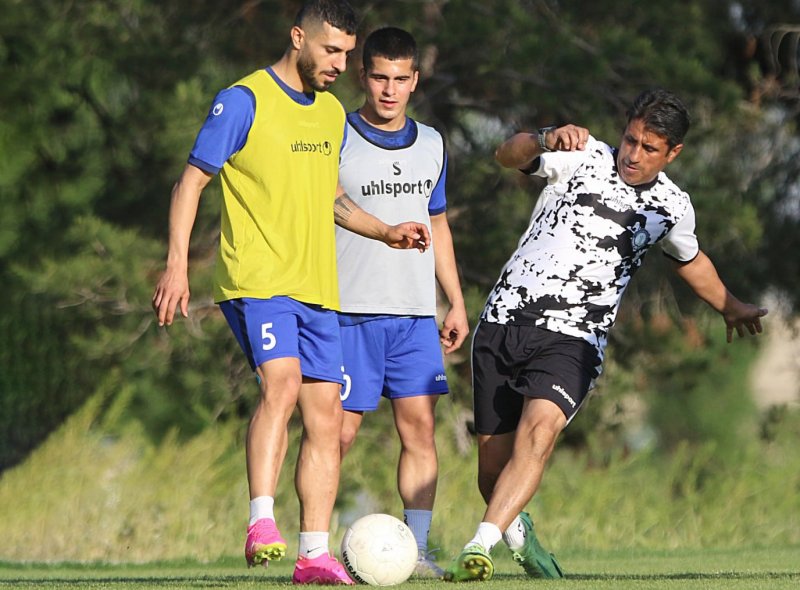 گلگهر در ورزشگاه آزادی آماده دیدار با پرسپولیس (عکس)