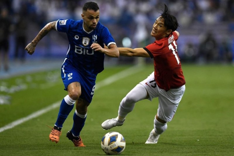 دو تیم در پی افتخارآفرینی / گزارش زنده، اوراوا صفر - الهلال صفر