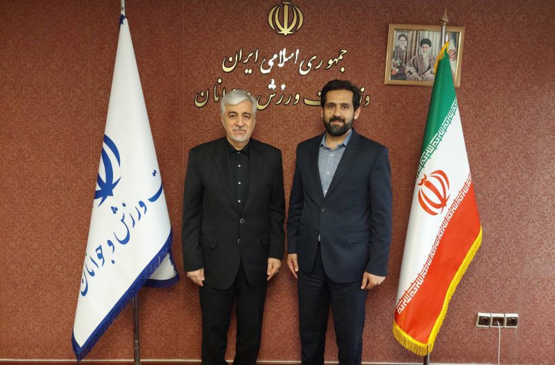 از شایعه استعفای مدیرعامل مس تا حضور در دفتر وزیر 