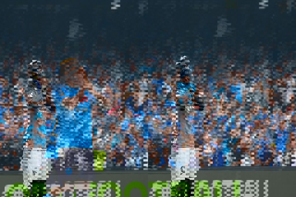 1869230