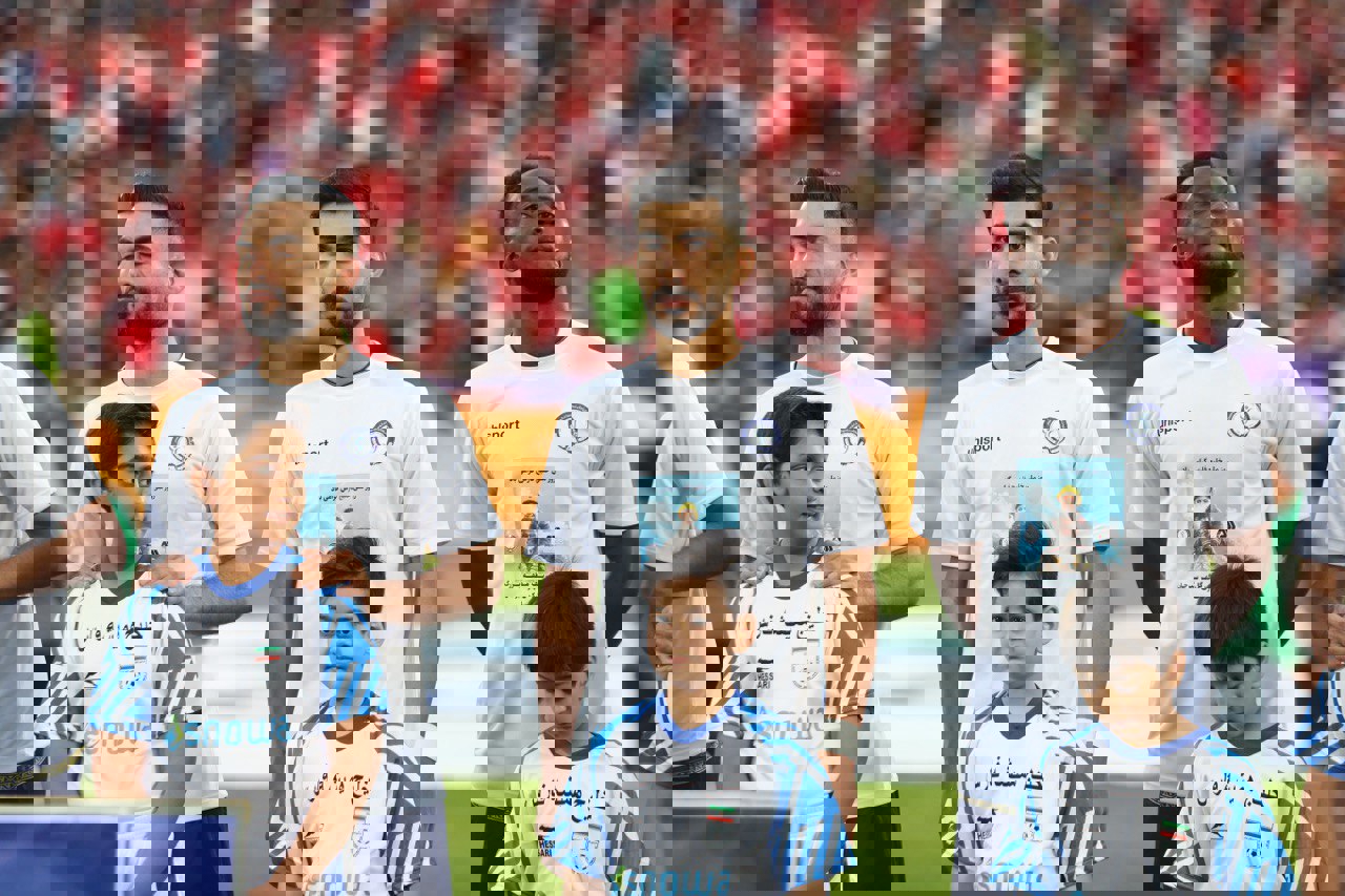 1869872