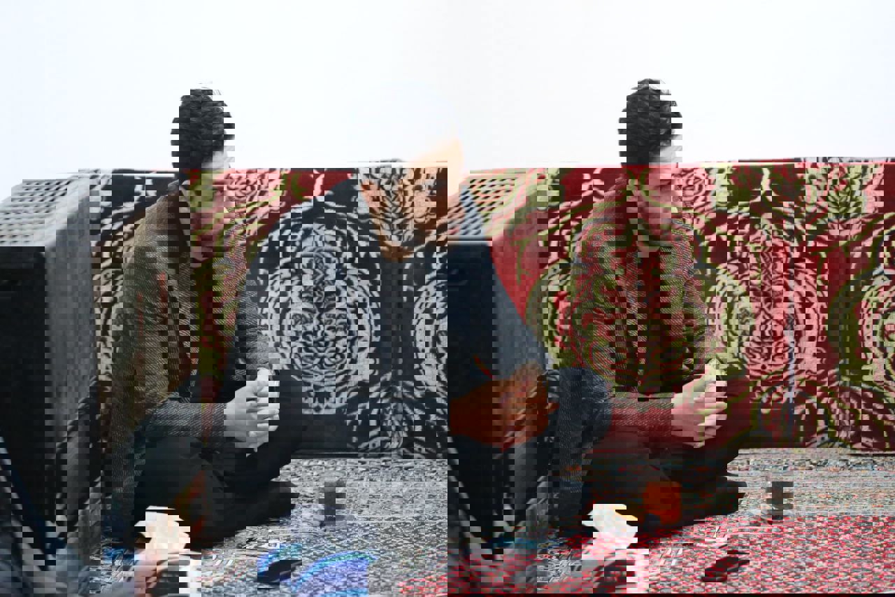 1869866