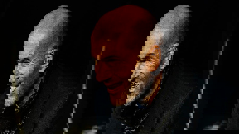 1870163