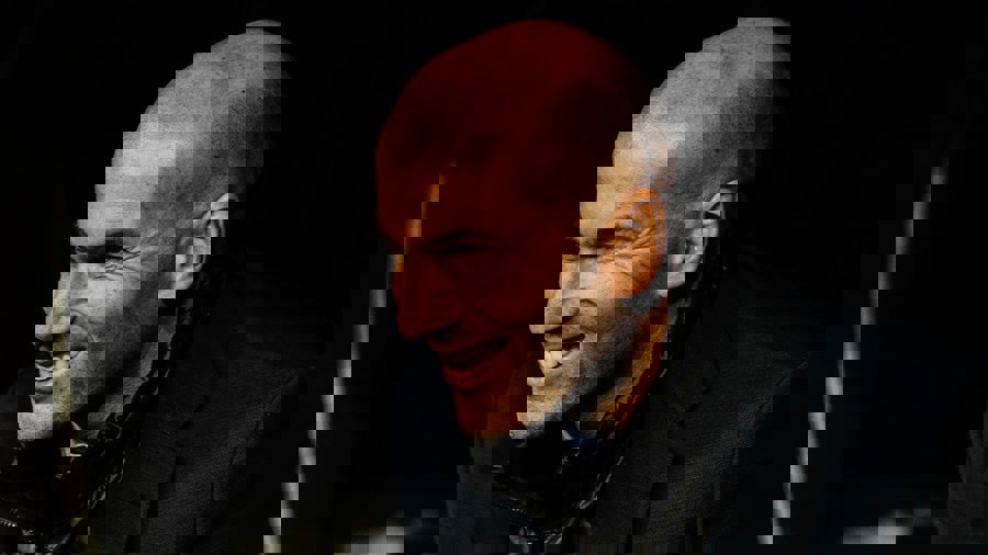 1870163