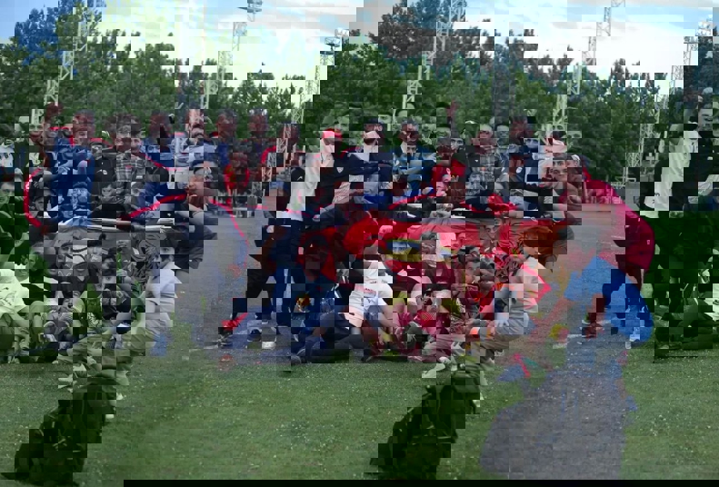 1870131