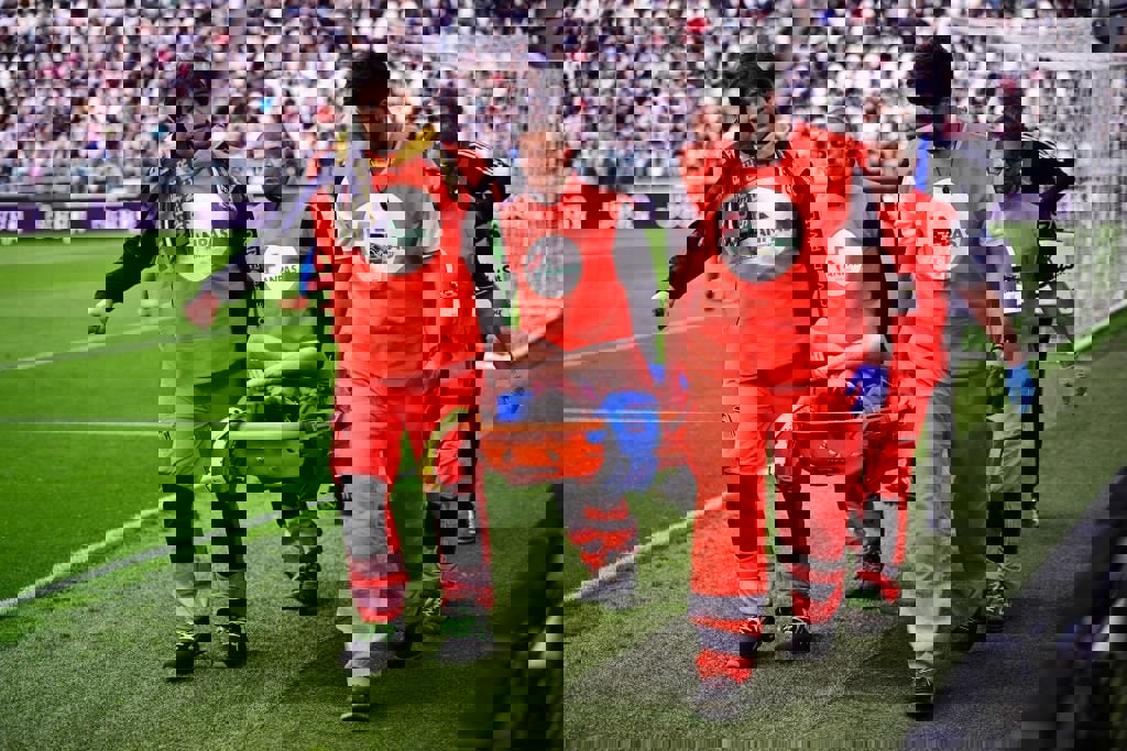 1870593