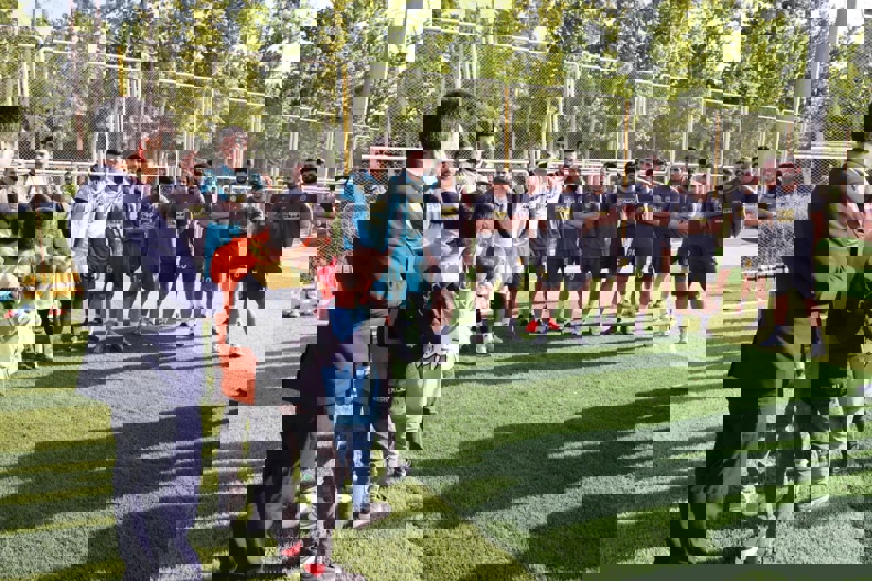 1870225
