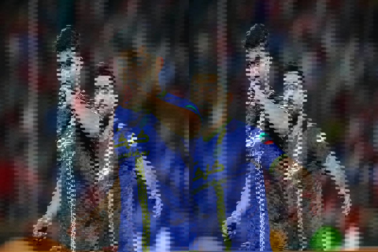 1870414