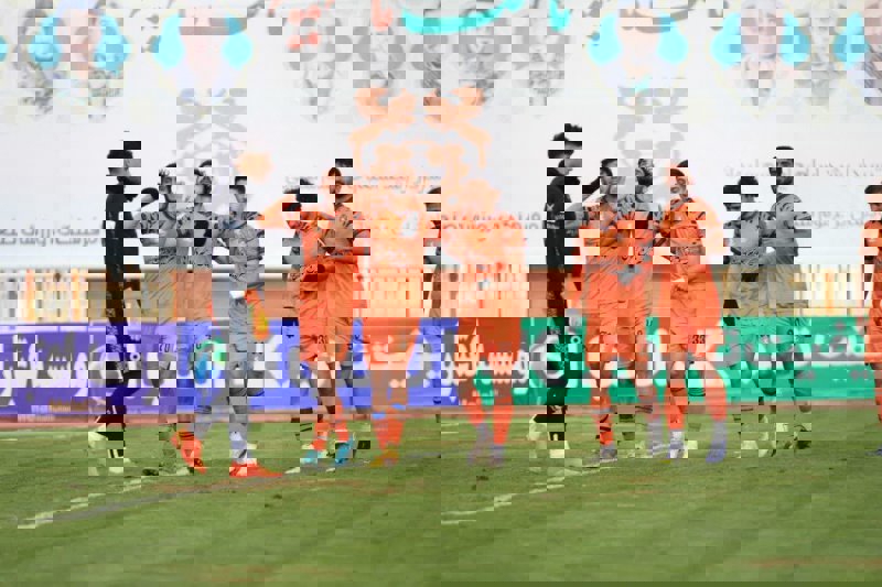 1870513