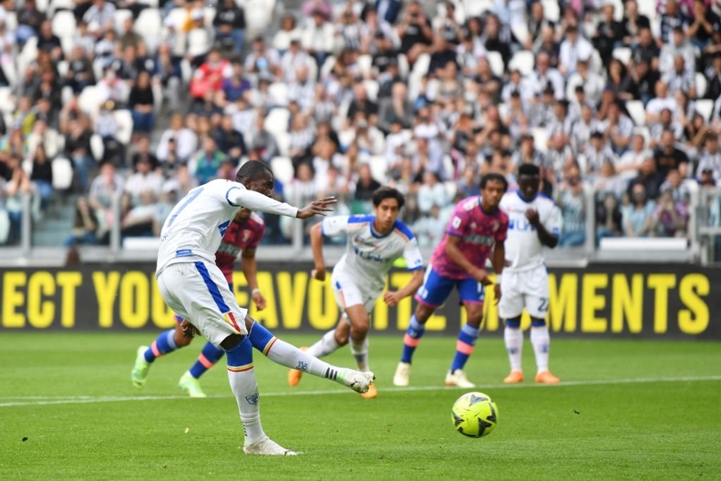 یووه 2-1 لچه: بیانکونری بالاخره طعم برد را چشید 5