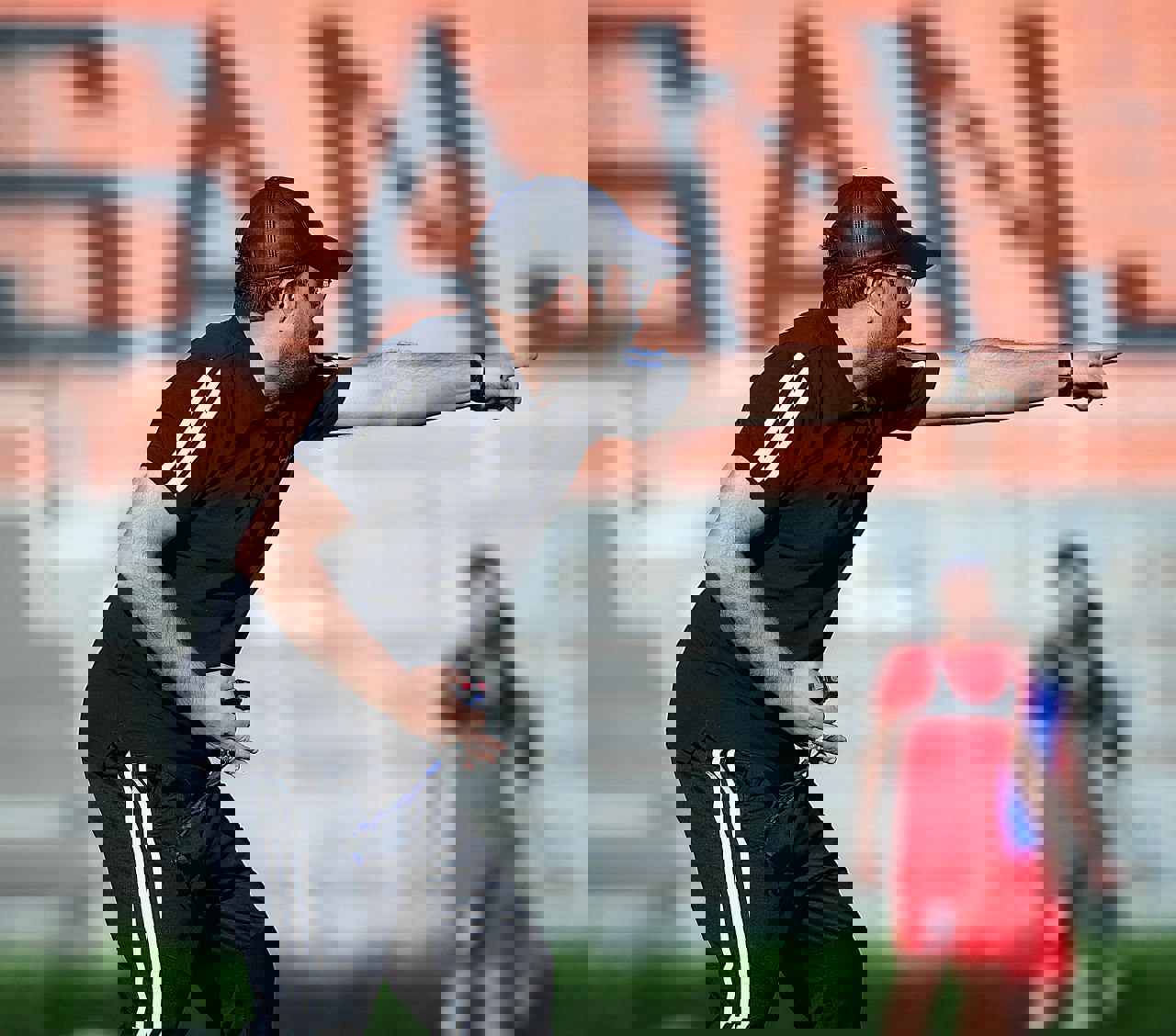 1871024