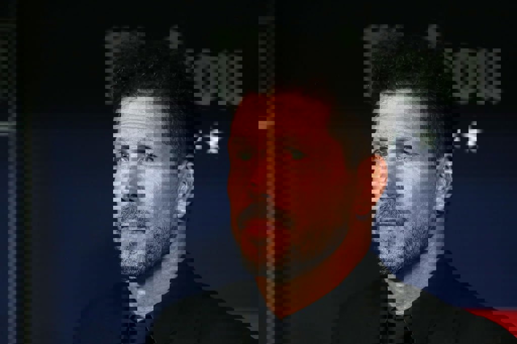 1870760