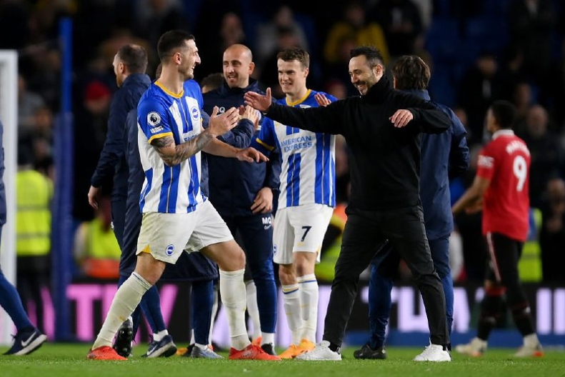 در هر دو بازی از آنها برتر بودیم / دی‌زربی: با کمک خدای فوتبال یونایتد را بردیم 2