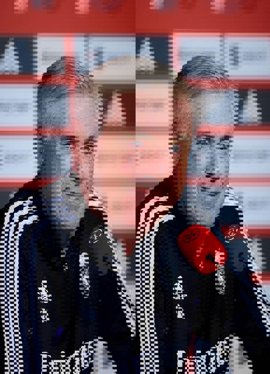 1871482