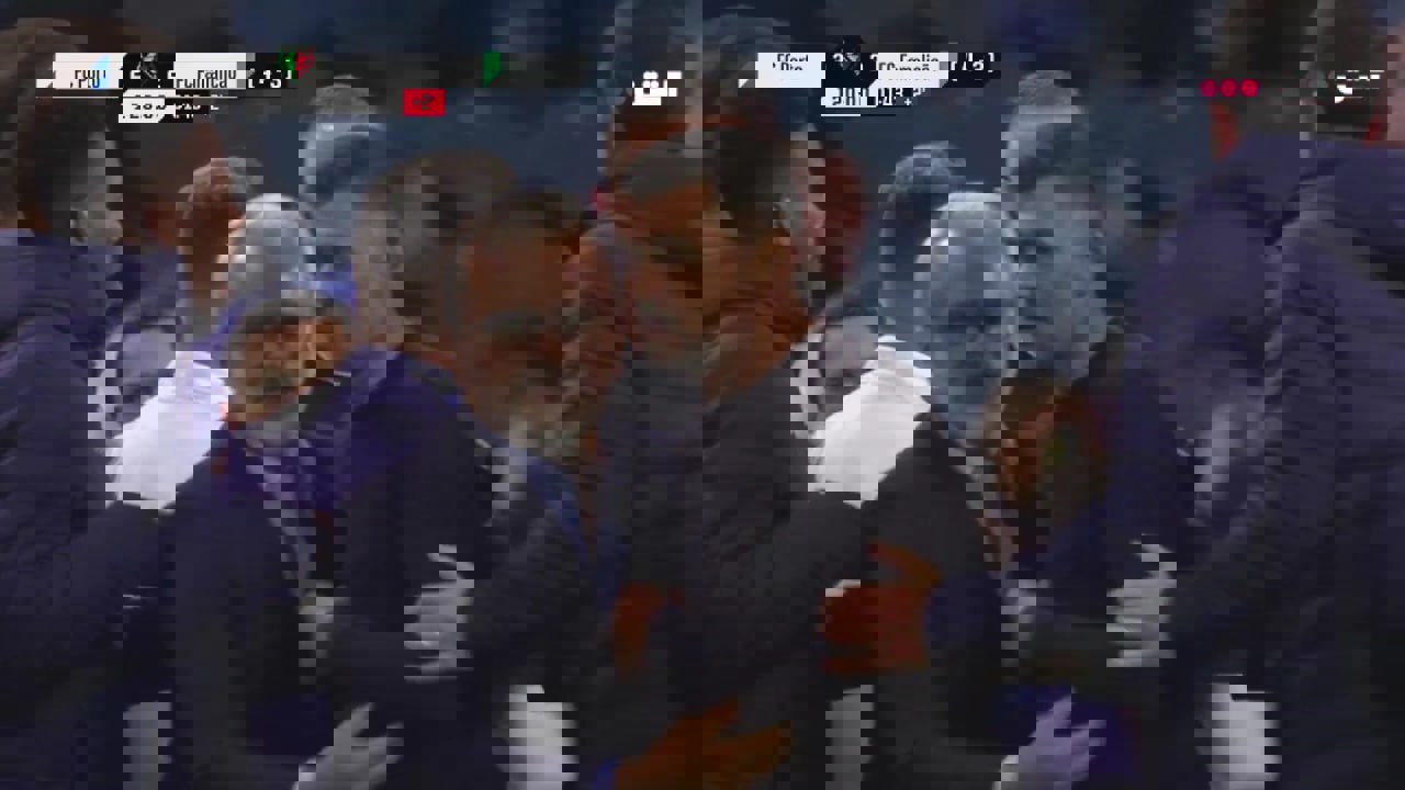1871153
