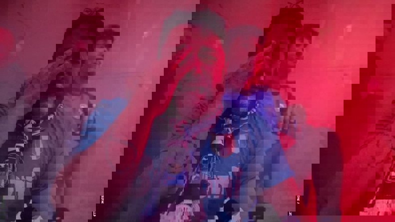 1871199