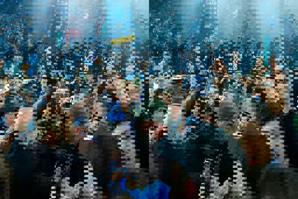 1871251