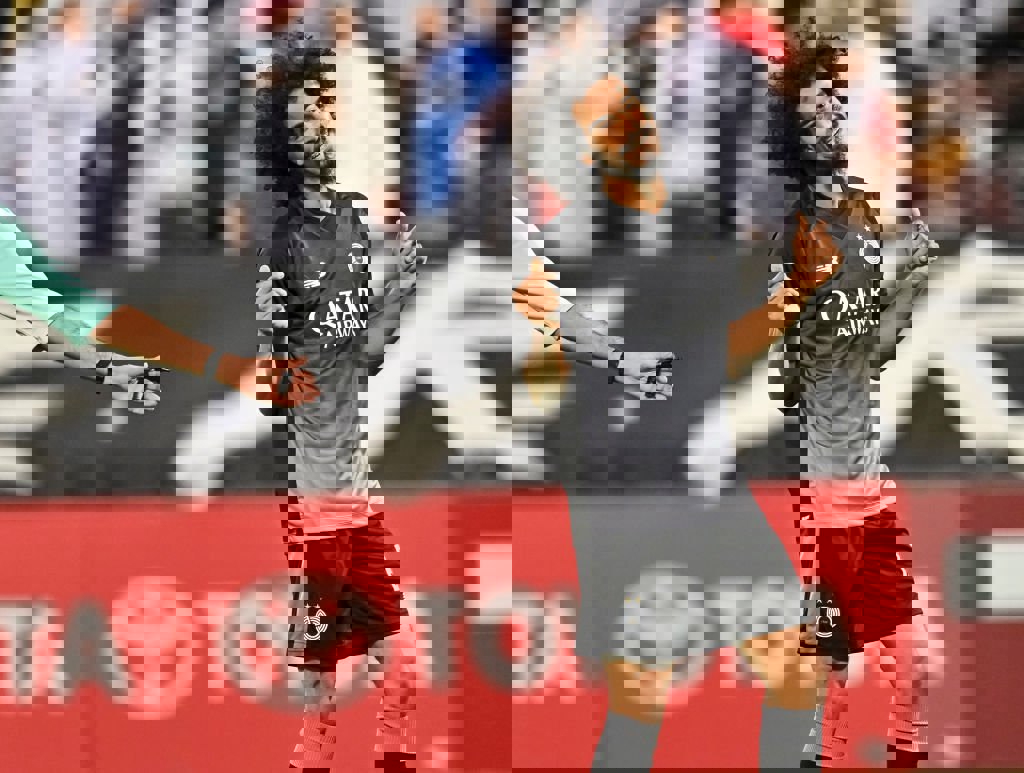 1871322