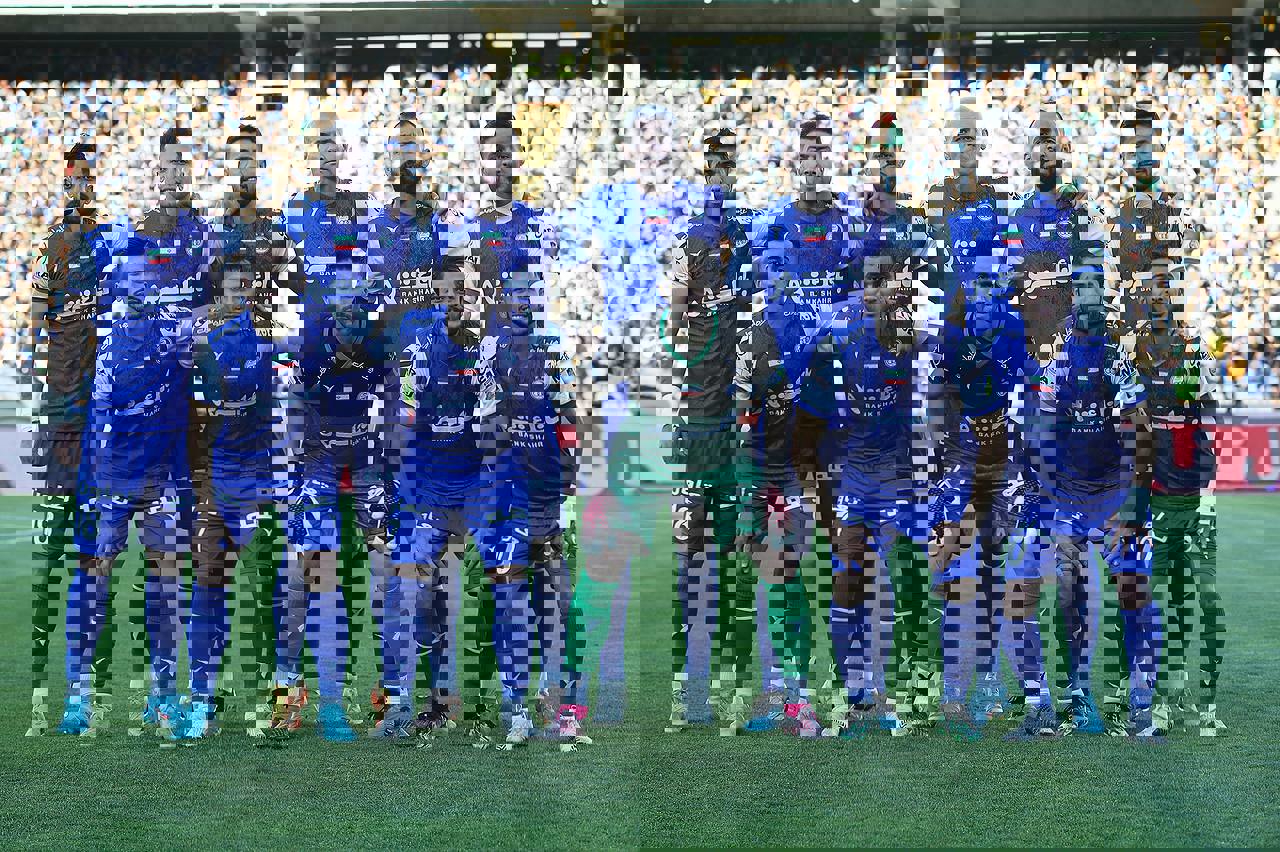 1871376