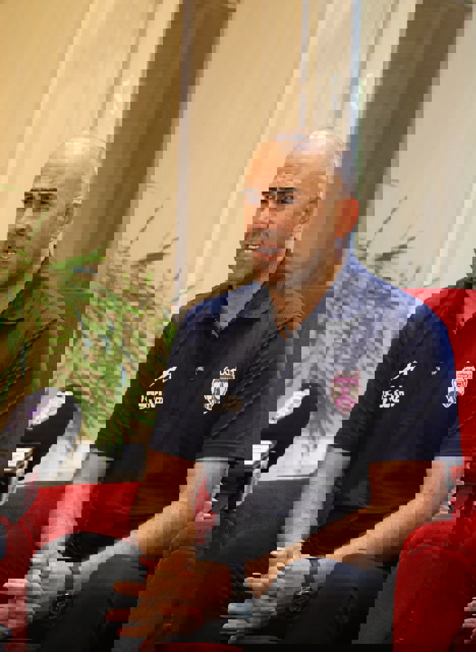 1871405