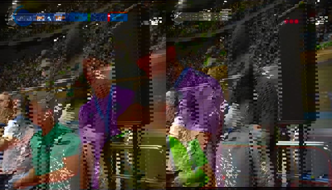 1871536
