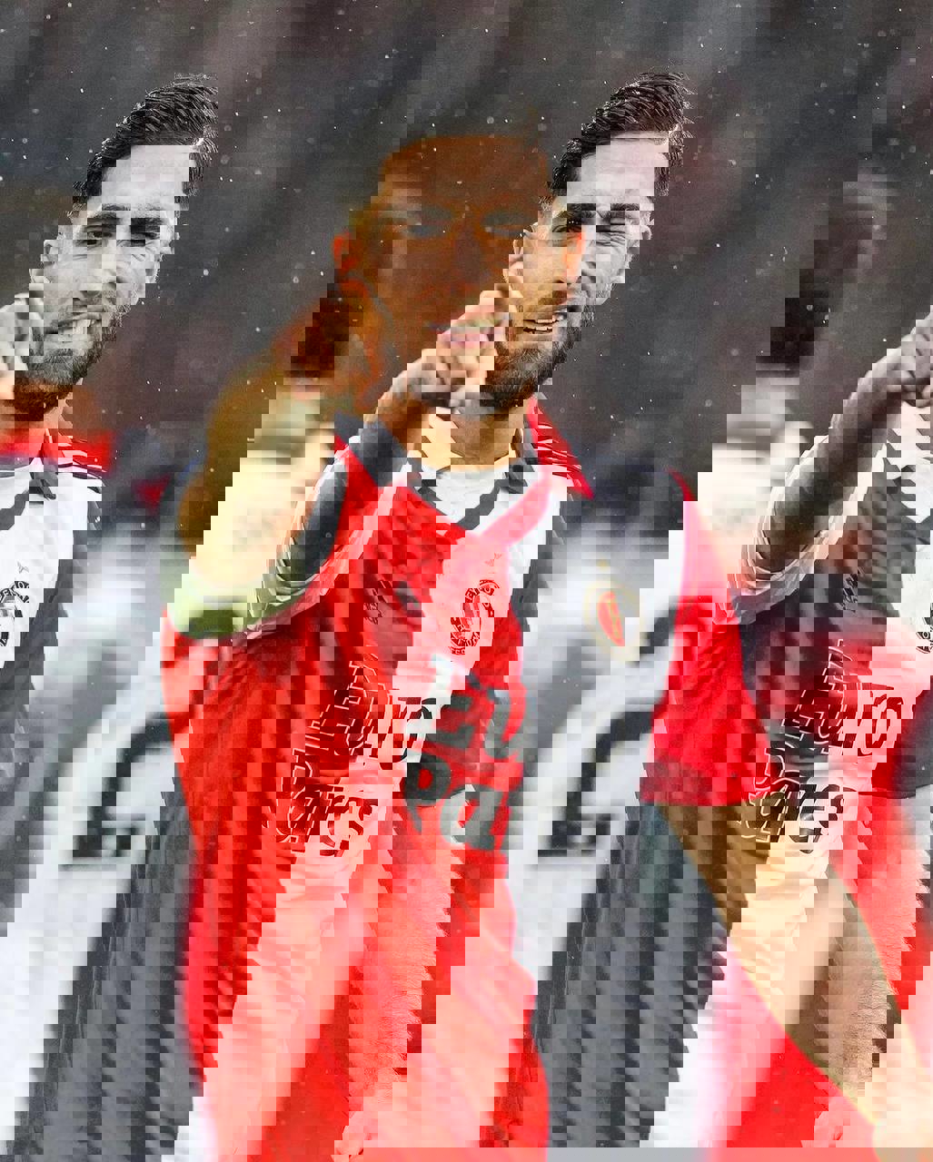 1872486