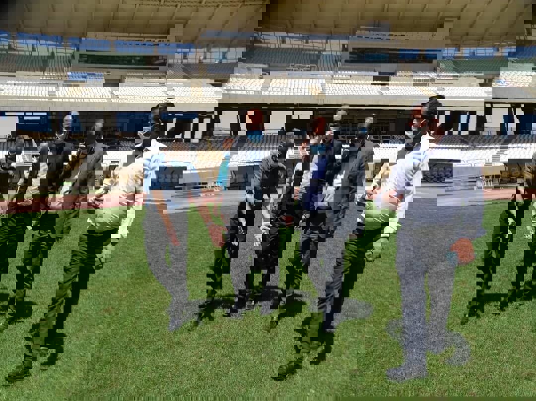 1872552