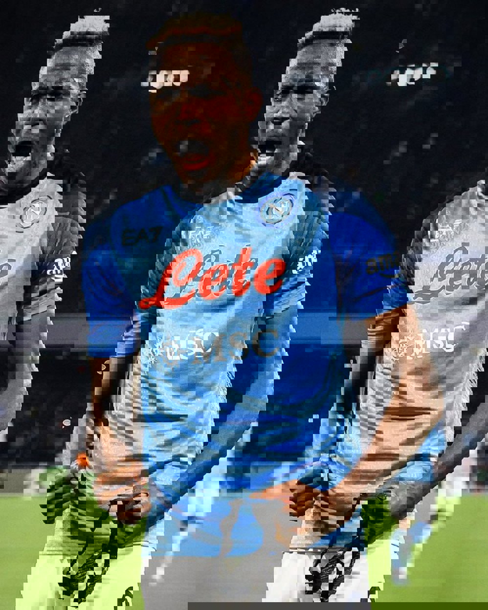 1872653