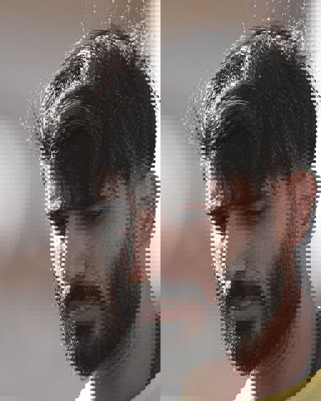 1873704
